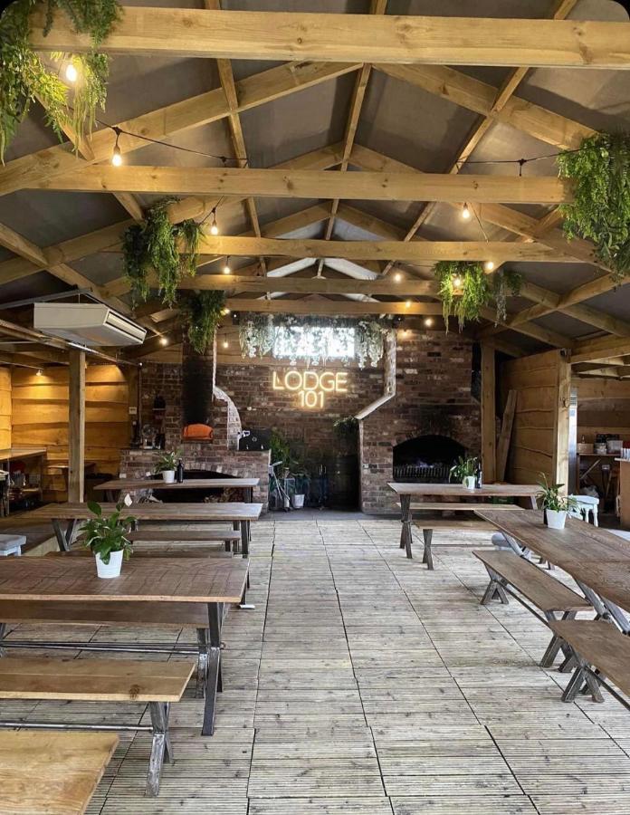 The Huntsman Cheadle (Staffordshire) Exterior foto