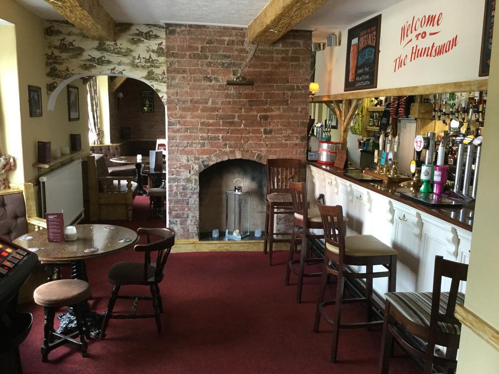 The Huntsman Cheadle (Staffordshire) Exterior foto