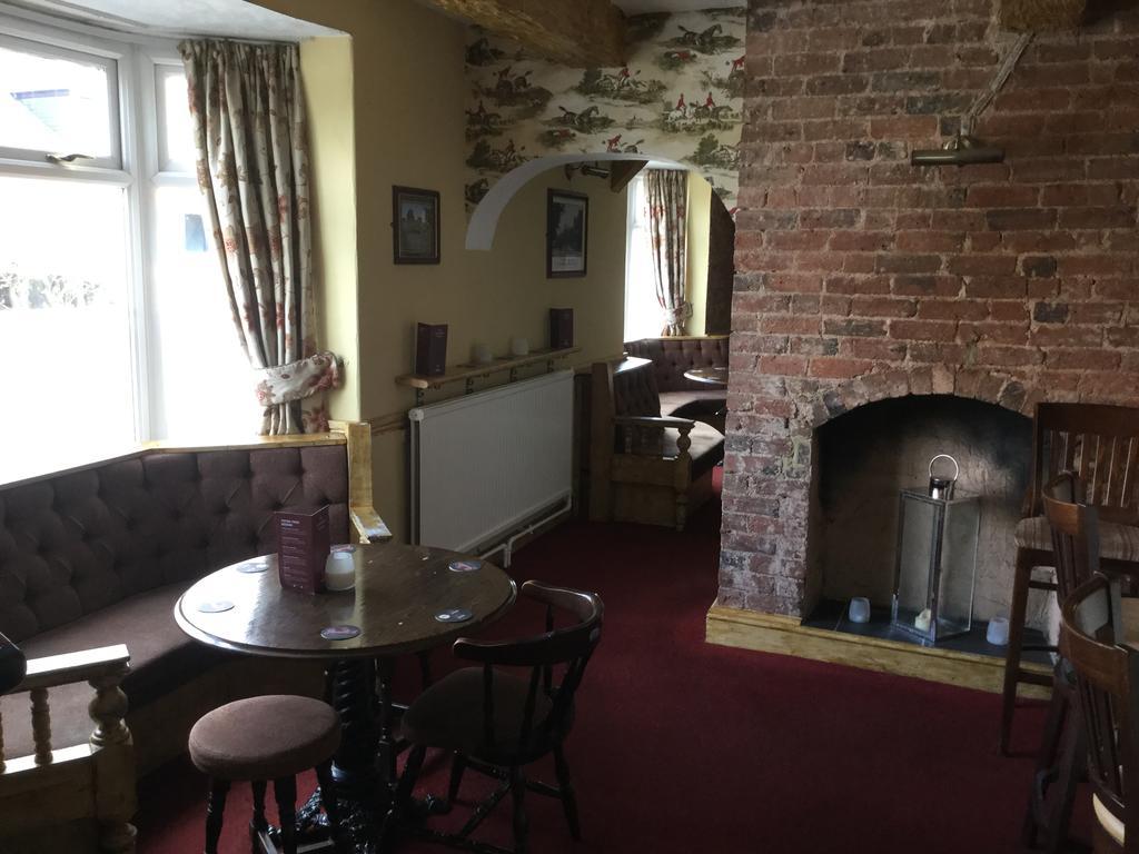 The Huntsman Cheadle (Staffordshire) Exterior foto