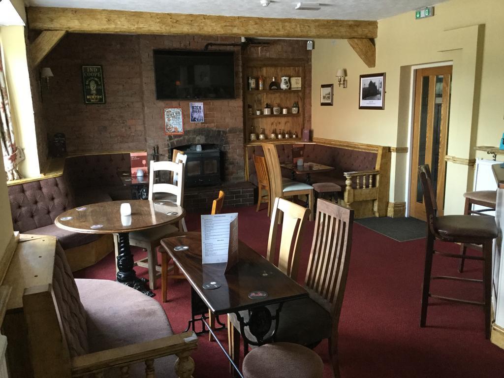 The Huntsman Cheadle (Staffordshire) Exterior foto